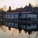 Prázdninový dům Lakeview In *